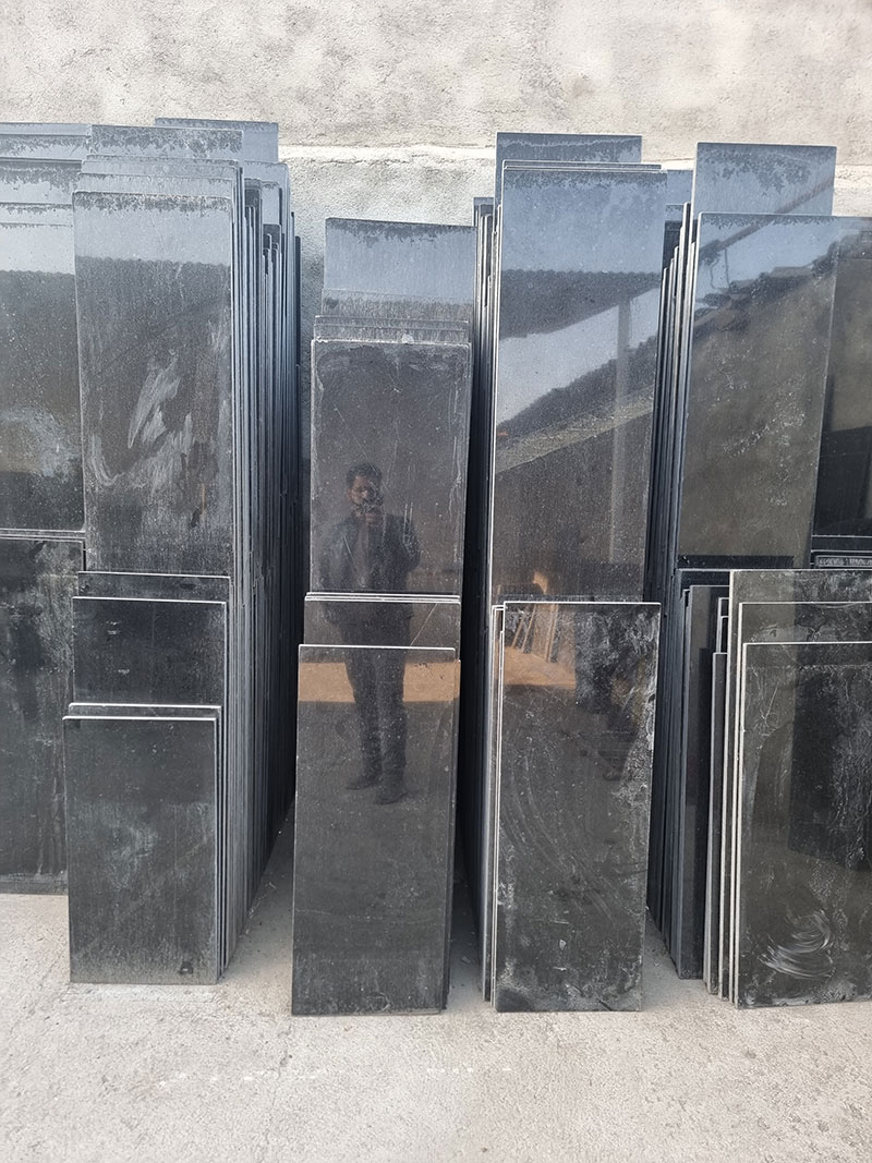 سنگ گرانیت مشکی نطنز