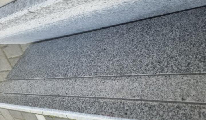 بارگیری سنگ جدول گرانیت مشهد